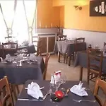 乐古德基恩斯酒店 2*