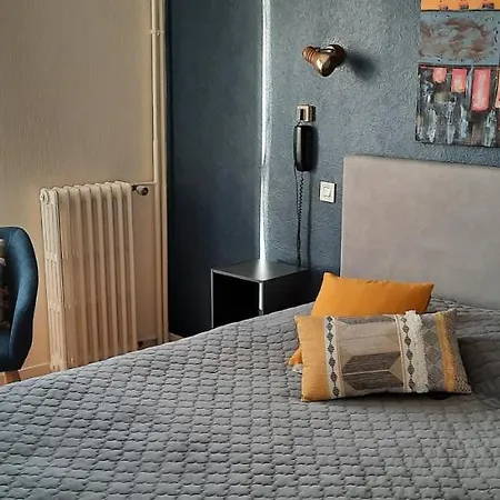 Otel Le Gue De Genes 2*