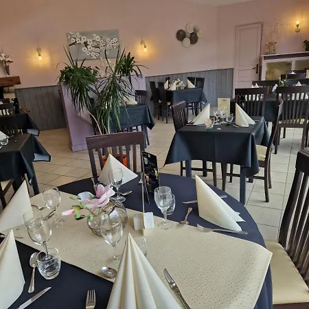Hotel Le Gue De Genes