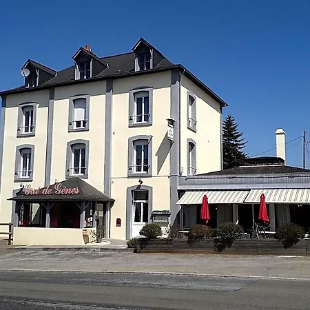 Le Gue De Genes Hotel Ambrieres Les Vallees