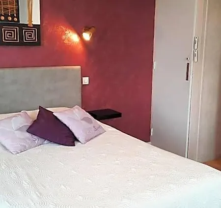 Hotel Le Gue De Genes Ambrieres Les Vallees