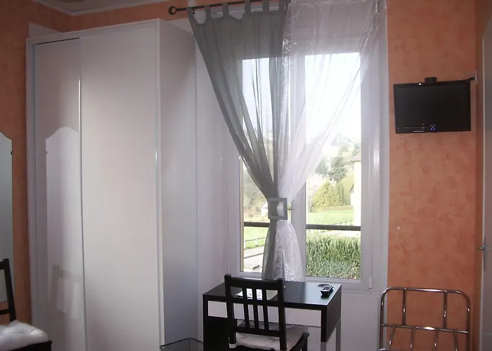 Hotel Le Gue De Genes