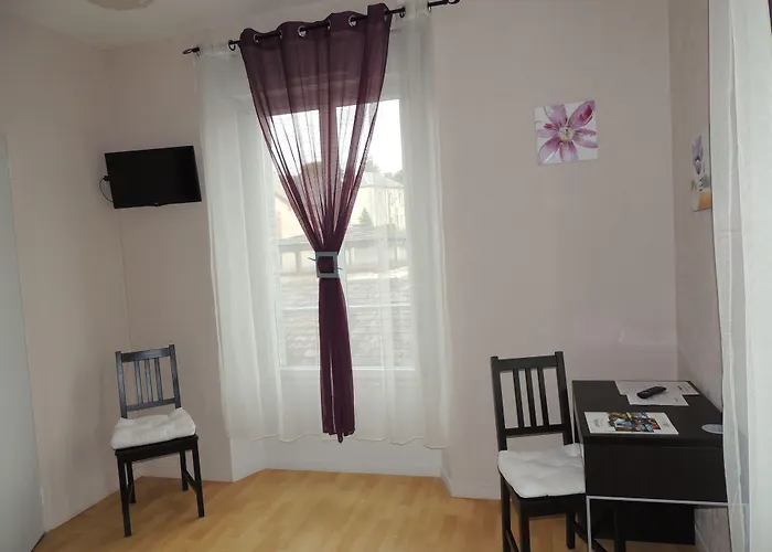 Hotel Le Gue De Genes 2*