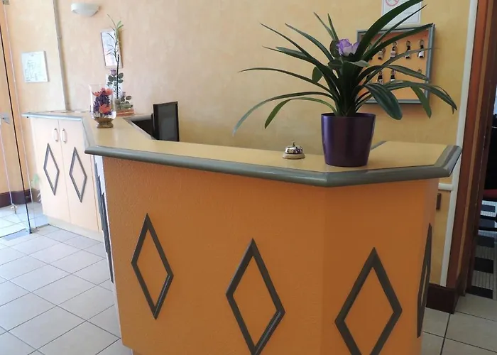 Hotel Le Gue De Genes