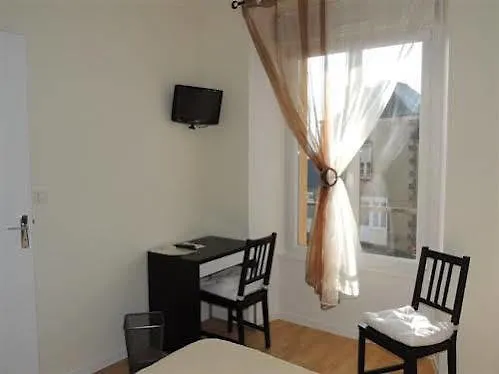 Hotel Le Gue De Genes Ambrieres Les Vallees